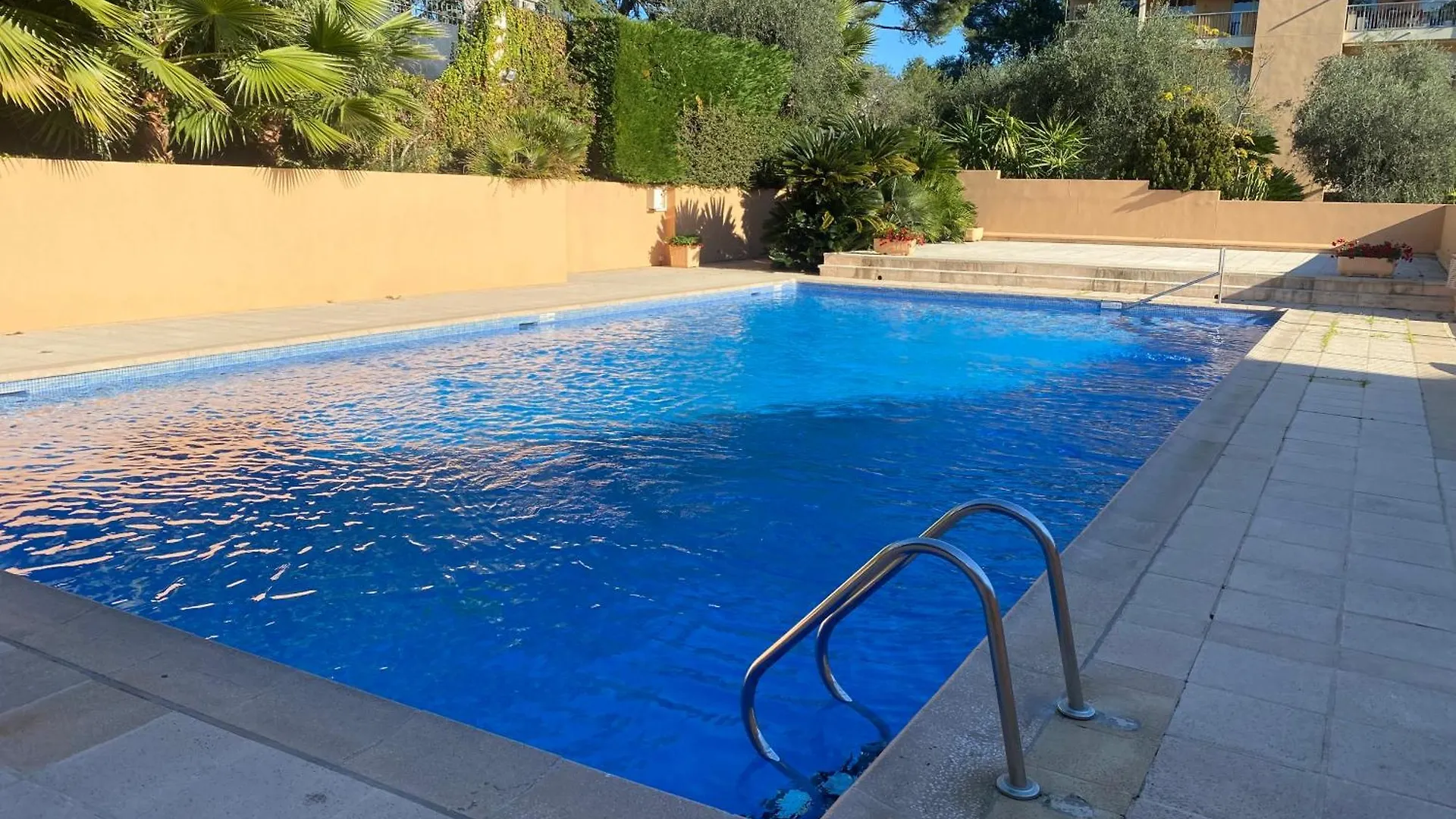 Lovely Studio Apartment Νίκαια